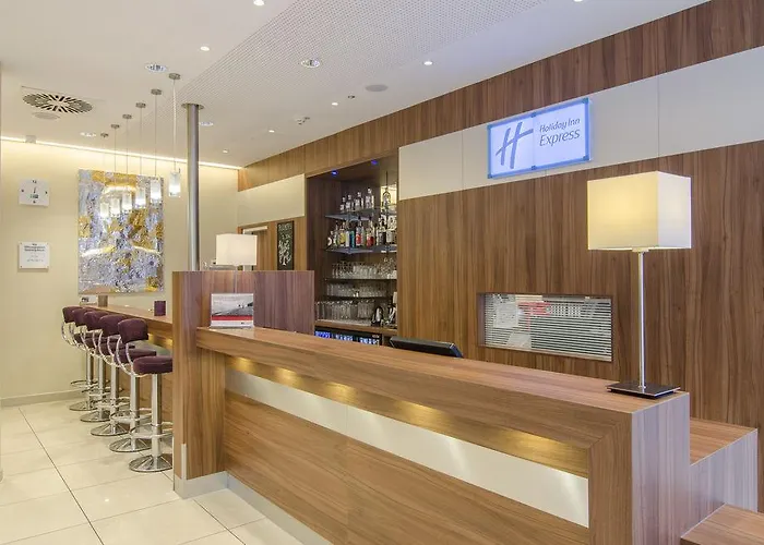 Express - St. Pauli-messe Hotel