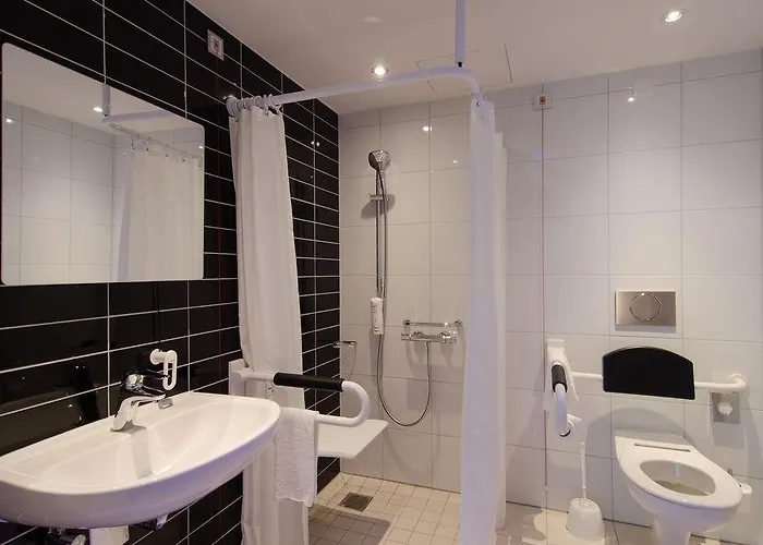 Express - St. Pauli-messe Hotel 3*